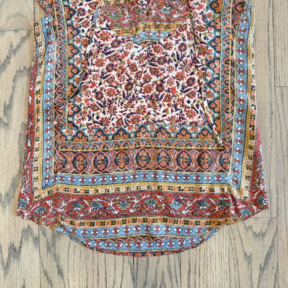 Lucky Brand Women’s Studded Border Scarf Print Boho Cap Sleeve Tee Size Small - Picture 5 of 13